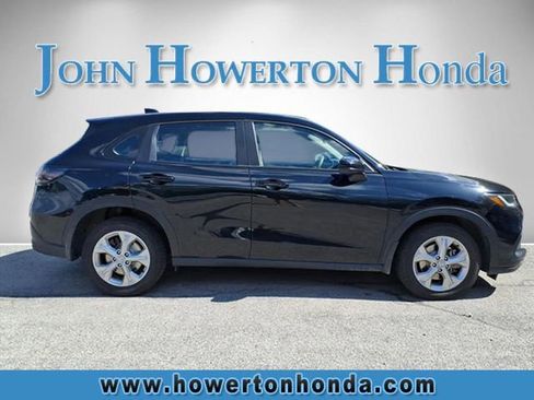 Used 2025 Honda HR-V LX image 3