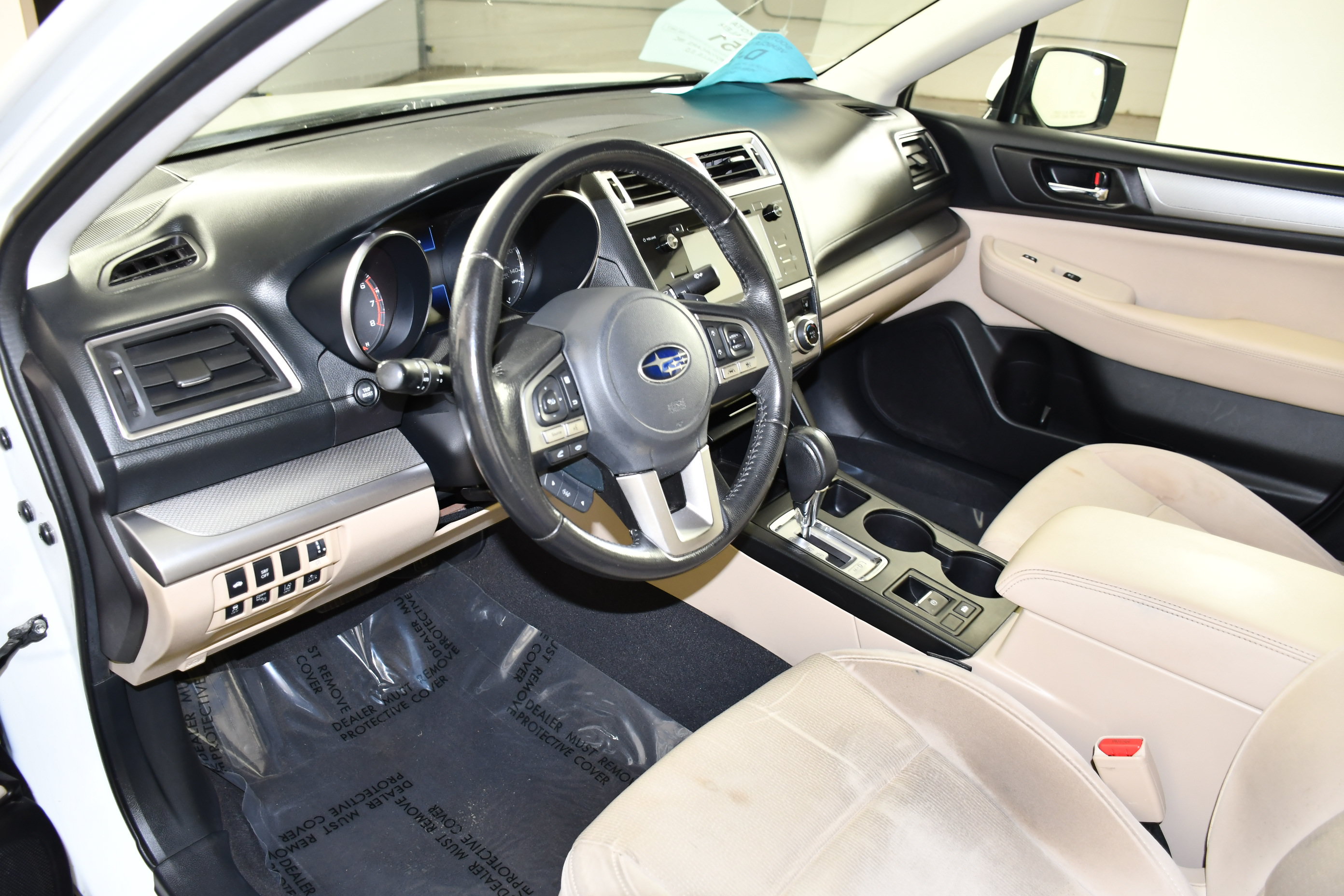 Used 2017 Subaru Legacy 2.5i Premium AWD/4WD image 2