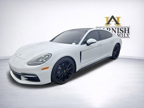 Used 2018 Porsche Panamera 4S AWD/4WD image 3