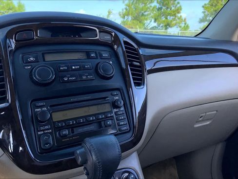 Used 2002 Toyota Highlander Limited FWD image 33