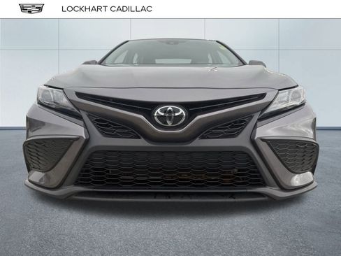 Used 2024 Toyota Camry SE image 7