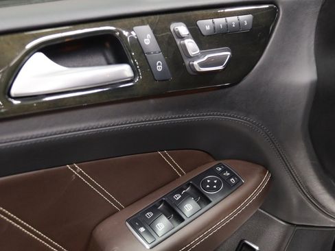 Used 2017 Mercedes-Benz GLE 63 AMG 4MATIC image 61