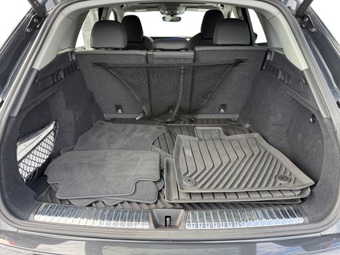 Certified 2025 Audi Q5 Premium Plus image 17