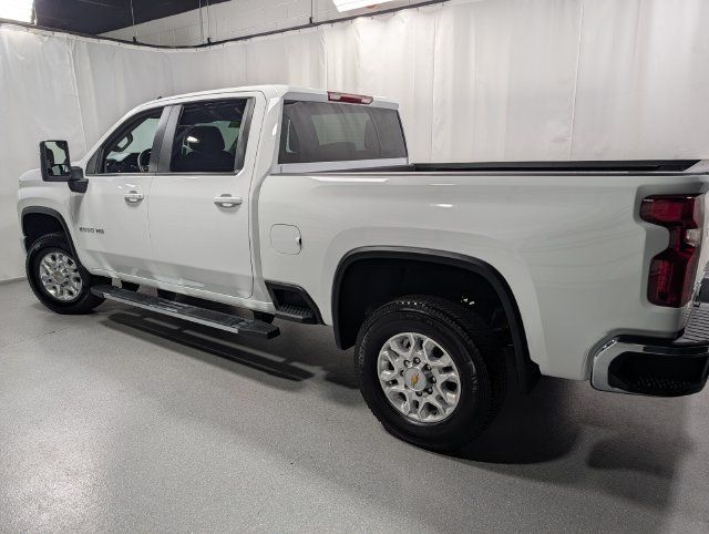 Used 2026 Chevrolet Silverado 2500 LT AWD/4WD image 7