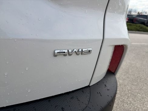 Used 2024 Ford Escape Platinum w/ Premium Technology Package image 8