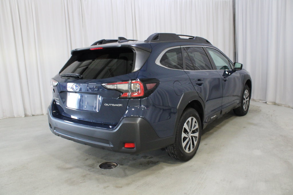 Used 2024 Subaru Outback Premium AWD/4WD image 26