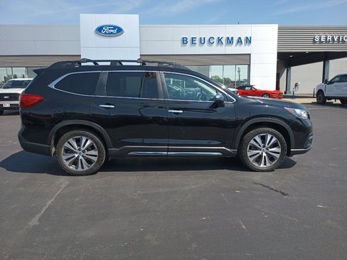 Used 2022 Subaru Ascent Touring image 9