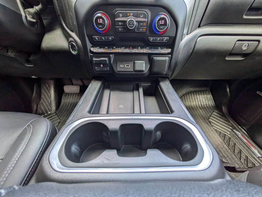 Used 2021 Chevrolet Silverado 1500 LTZ w/ LTZ Premium Package AWD/4WD image 19