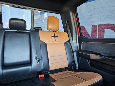 Used 2024 Ford F250 Platinum AWD/4WD image 27