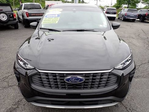 Certified 2025 Ford Escape Active w/ Tech Pack #1 AWD/4WD image 12