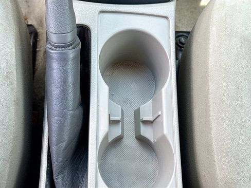 Used 2010 Toyota Corolla LE FWD image 10