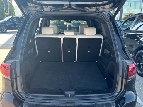 Used 2023 Mercedes-Benz EQB 350 4MATIC SUV image 8