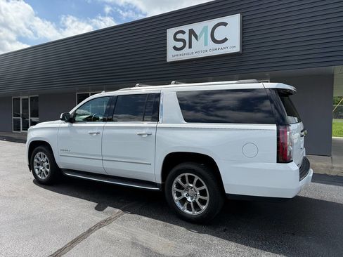 Used 2016 GMC Yukon XL Denali w/ Open Road Package AWD/4WD image 9