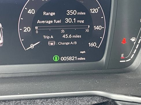 Used 2025 Honda Accord SE image 16