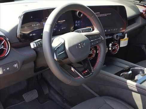 New 2025 Chevrolet Blazer EV RS image 12