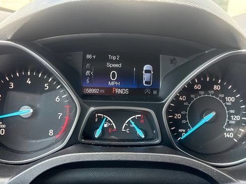 Used 2019 Ford Escape SEL FWD image 8