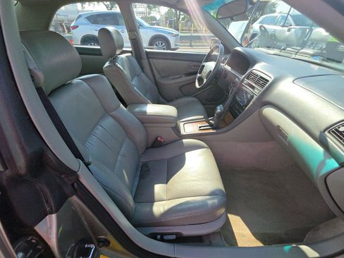 Used 1998 Lexus ES 330 FWD image 8