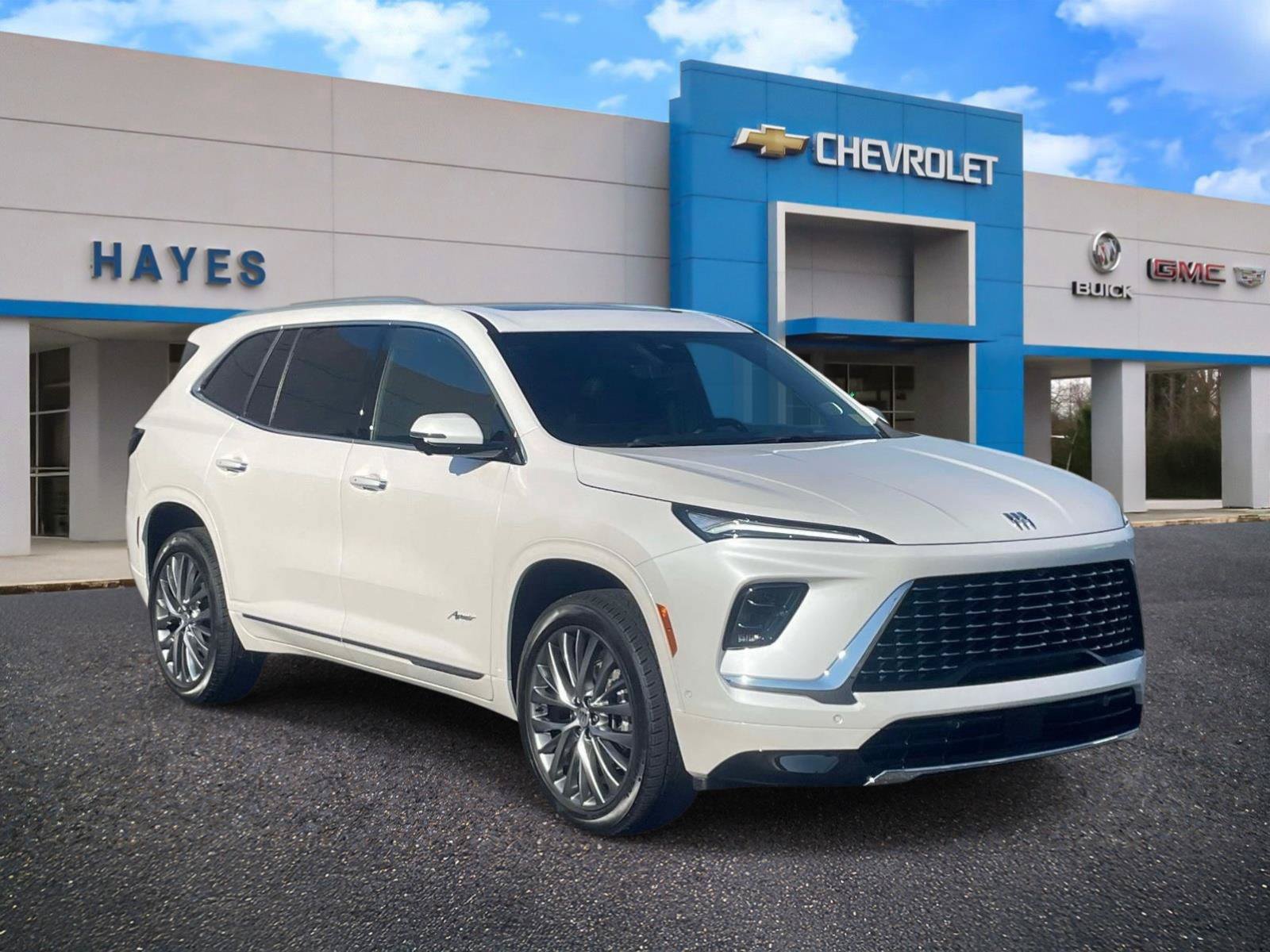 Used 2025 Buick Enclave Avenir w/ Super Cruise Package AWD/4WD image 1