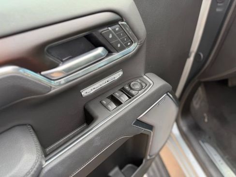 Used 2025 GMC Sierra 1500 Denali w/ Denali Reserve Package image 15