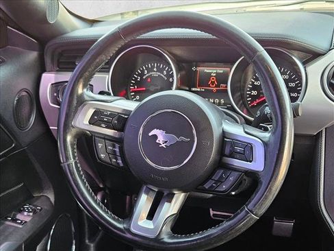 Used 2018 Ford Mustang GT Premium image 11