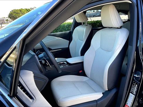 Used 2024 Lexus RX 350 FWD w/ Technology Package image 8