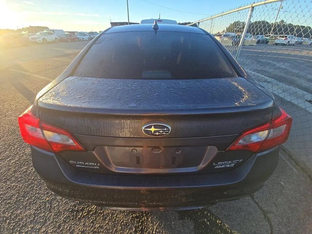 Used 2017 Subaru Legacy 2.5i Limited AWD/4WD image 5