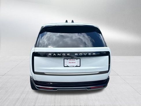 Used 2024 Land Rover Range Rover SE AWD/4WD image 7