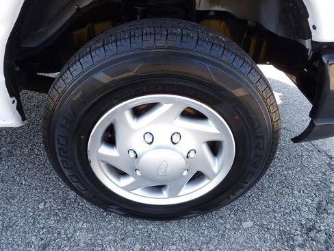 Used 2014 Ford E-150 and Econoline 150 image 47