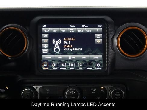 Used 2021 Jeep Gladiator Mojave AWD/4WD image 25