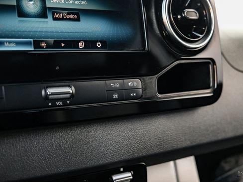 Used 2022 Mercedes-Benz Sprinter 3500 image 59