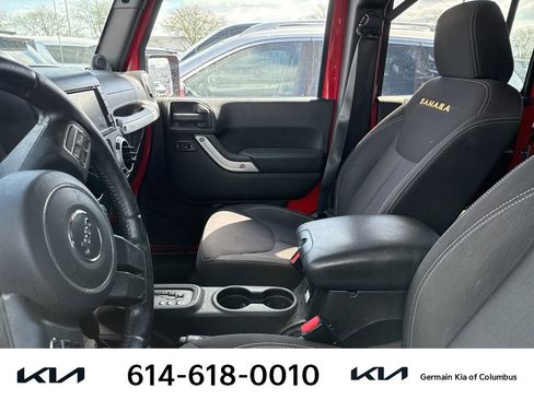 Used 2014 Jeep Wrangler Unlimited Sahara w/ Connectivity Group image 8