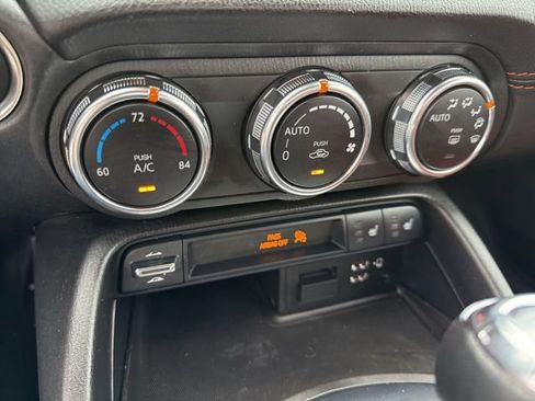 Used 2022 MAZDA MX-5 Miata RF Grand Touring image 14