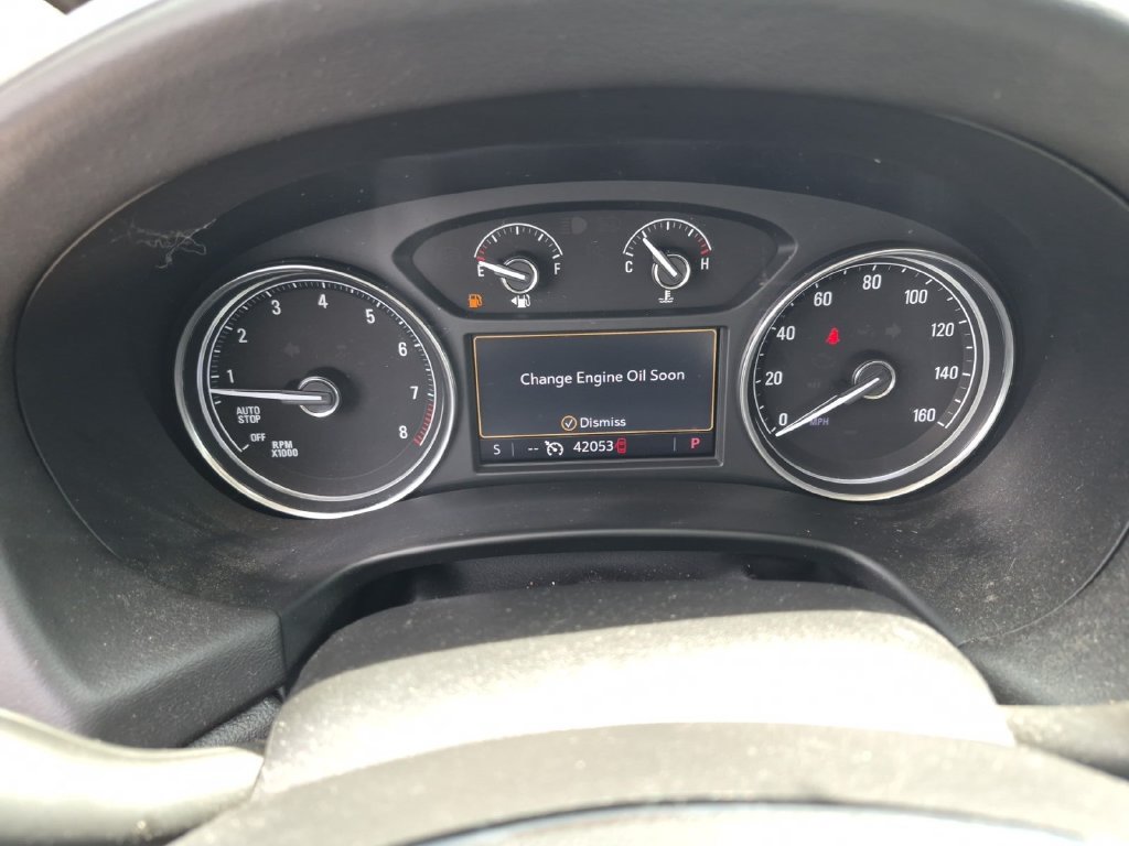 Used 2024 Buick Enclave Essence w/ Technology Package FWD image 8