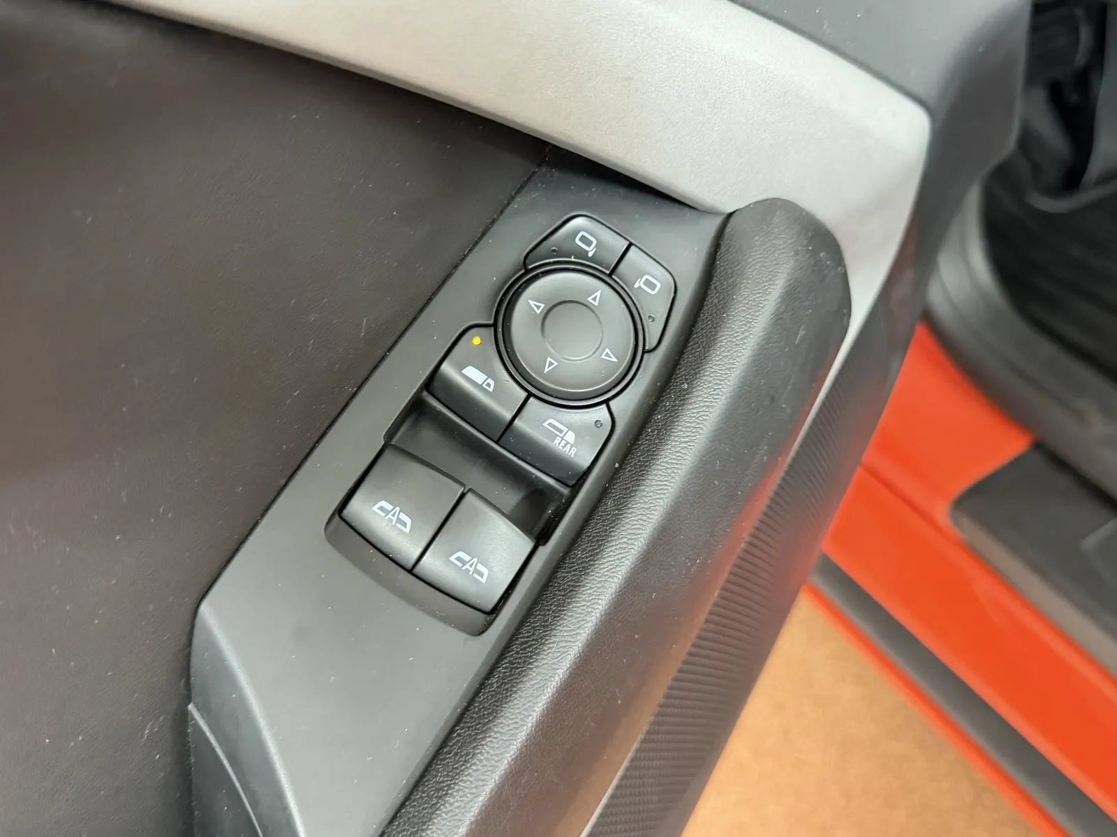 Used 2021 Chevrolet Camaro LT RWD image 15