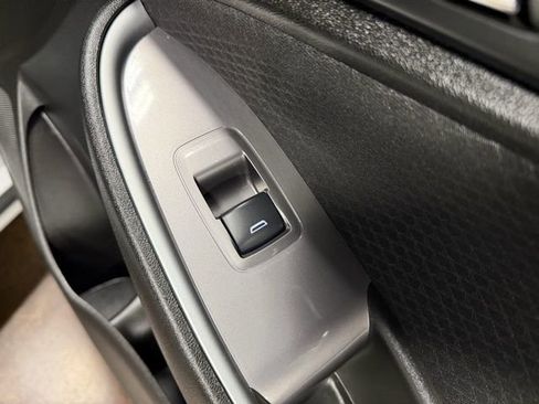 Used 2023 Chevrolet Malibu LT image 25