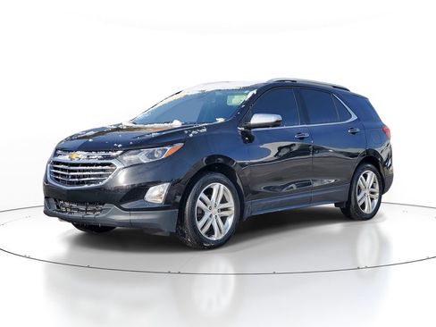 Used 2019 Chevrolet Equinox Premier image 2