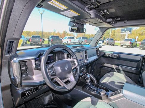 Used 2023 Ford Bronco Outer Banks image 14