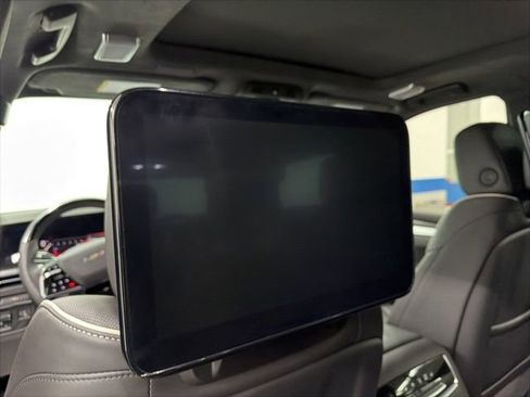 Used 2026 Cadillac Escalade V w/ LPO, ONYX Package image 11