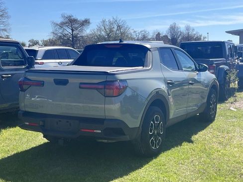 Used 2024 Hyundai Santa Cruz SEL image 3