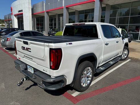 Used 2020 GMC Sierra 1500 SLT AWD/4WD image 4