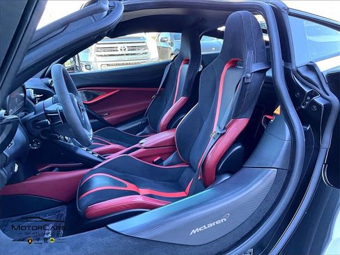 Used 2018 McLaren 720S Performance image 21