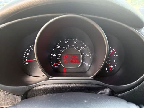 Used 2019 Kia Soul + image 24