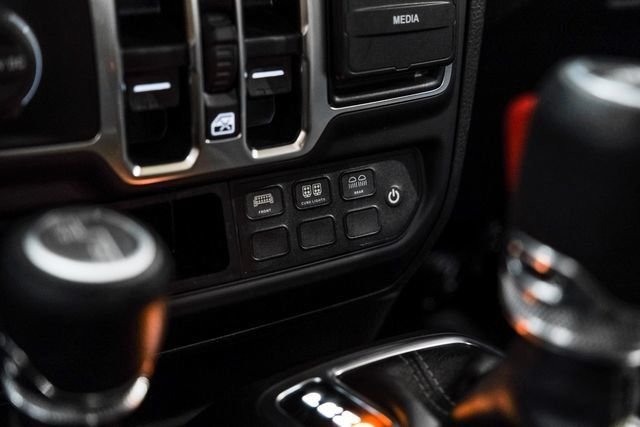 Used 2025 Jeep Gladiator Sport AWD/4WD image 65