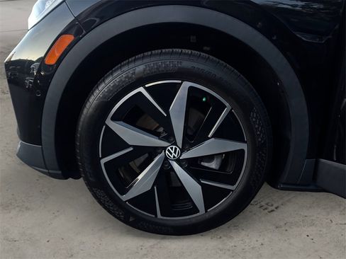 Certified 2023 Volkswagen ID.4 S image 14