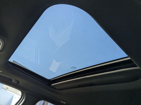 New 2025 Jeep Grand Cherokee Laredo X w/ Luxury Tech Group I image 13