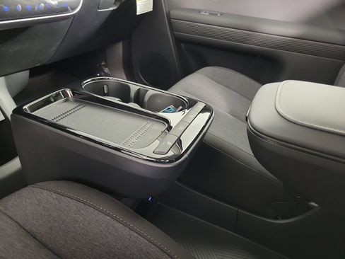 New 2026 Hyundai Ioniq 5 SE image 19