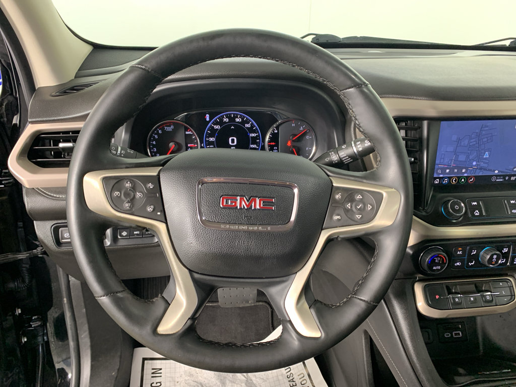 Used 2023 GMC Acadia Denali w/ Denali Technology Package FWD image 22
