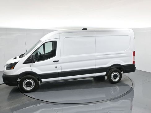 New 2026 Ford Transit 250 148 Medium Roof w/ Load Area Protection Package RWD image 37
