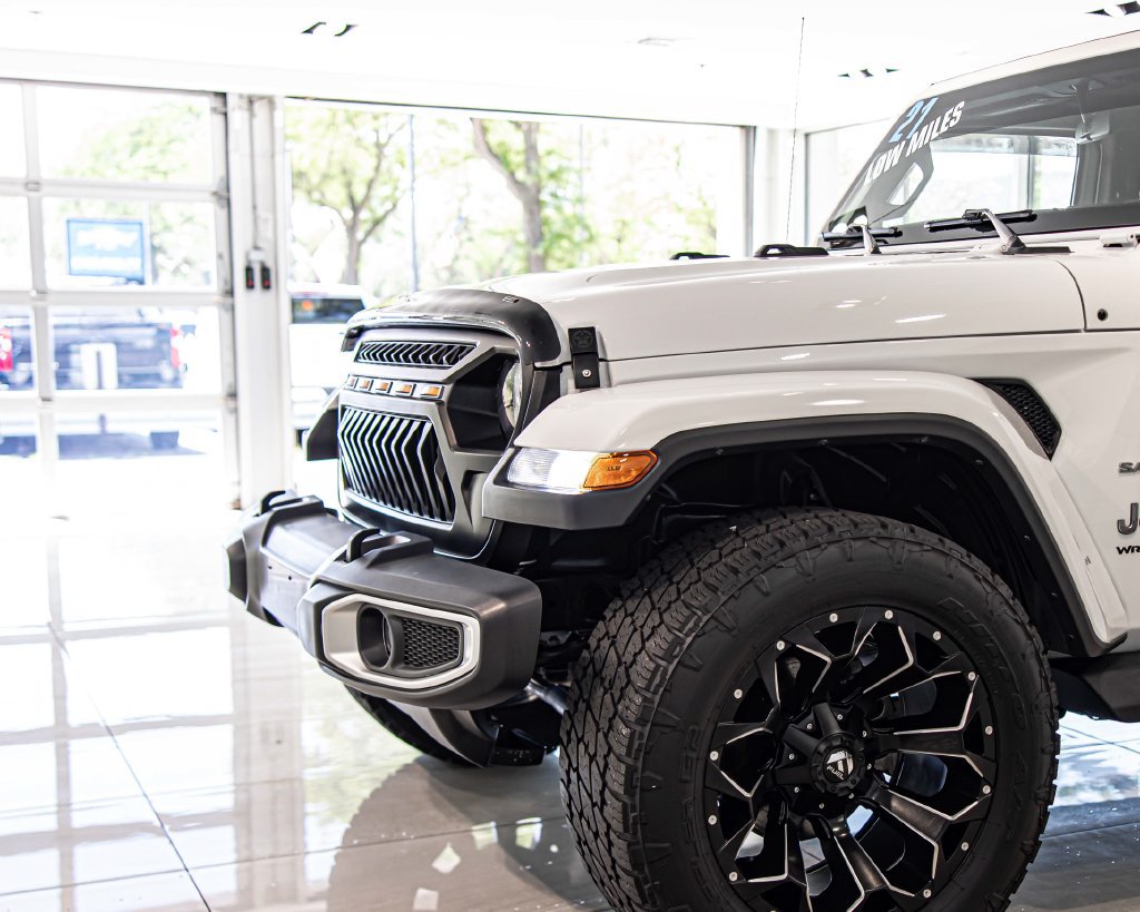 Used 2021 Jeep Wrangler Unlimited Sahara w/ Safety Group AWD/4WD image 4