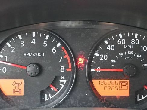 Used 2015 Nissan Frontier SV AWD/4WD image 26